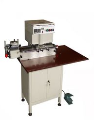 Plastic Sheet Tab Cutting Machine Min Tape Size 110x85mm Control Control